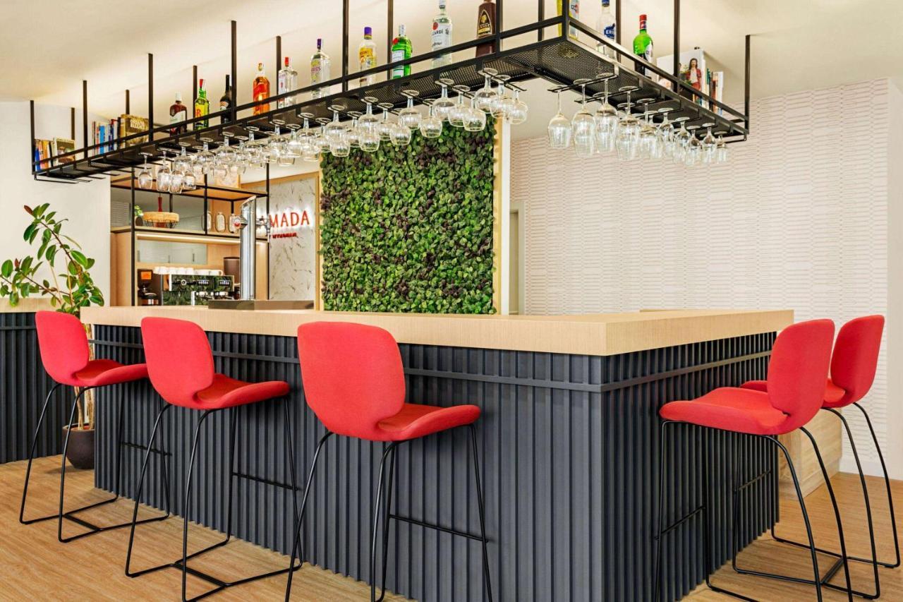 Ramada By Wyndham Madrid Tres Cantos Zewnętrze zdjęcie