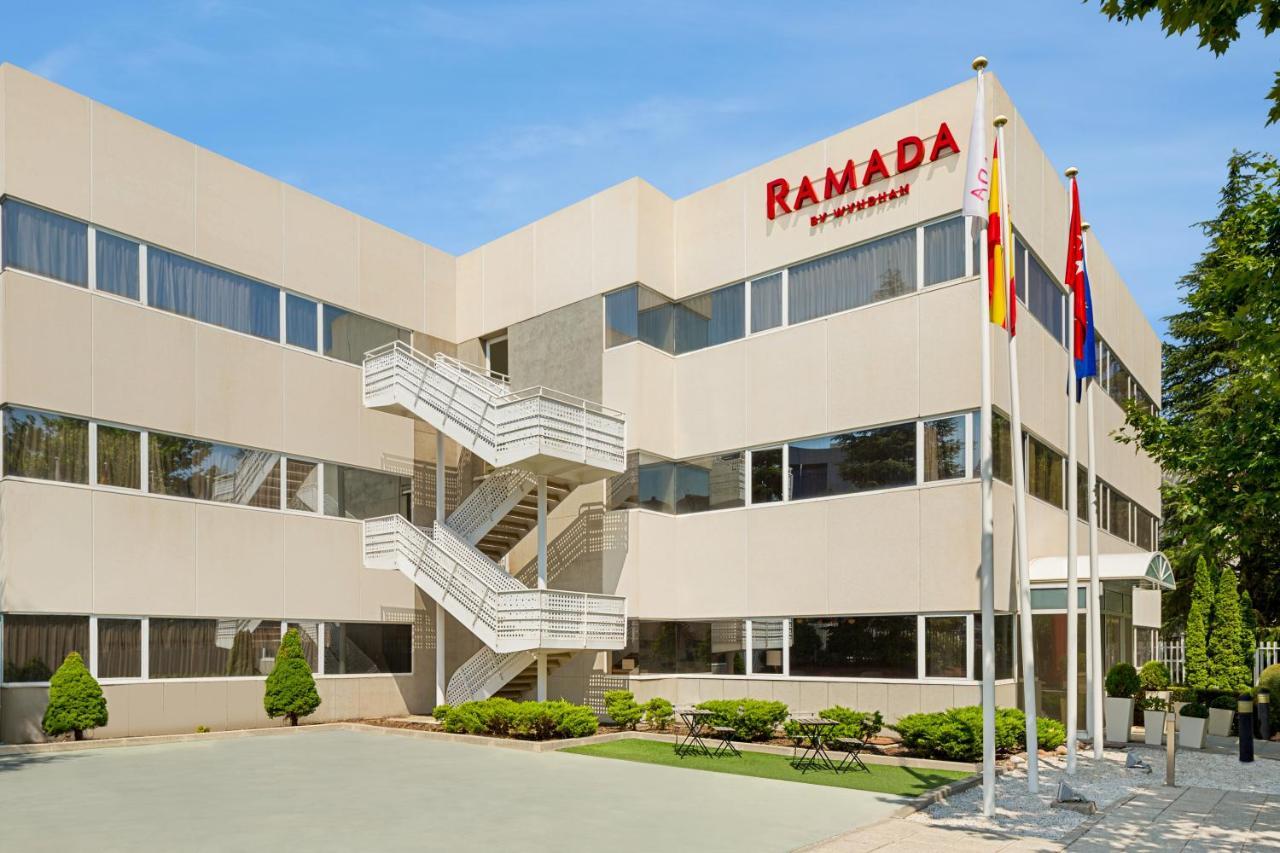Ramada By Wyndham Madrid Tres Cantos Zewnętrze zdjęcie